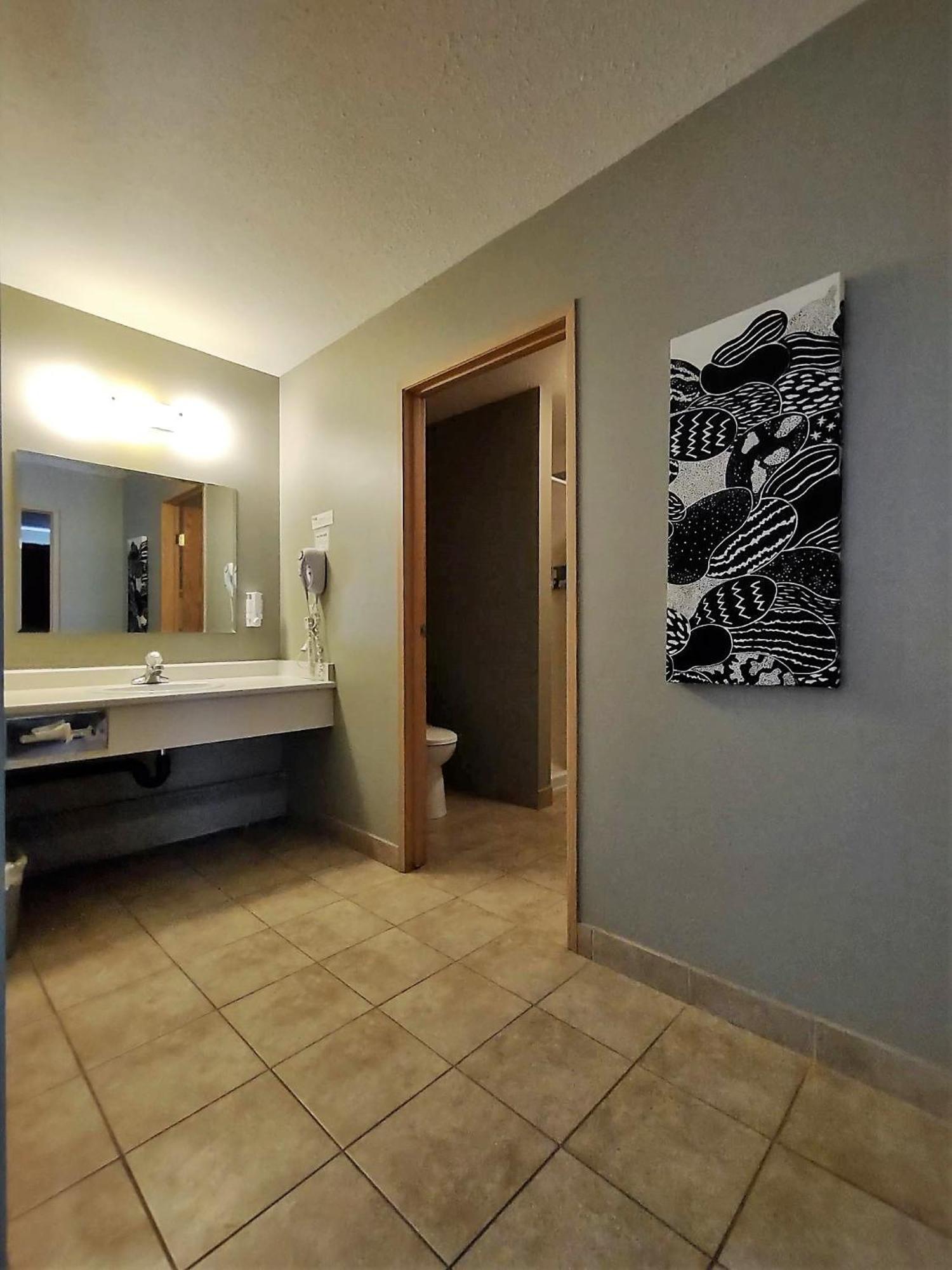 Stars Inn - Motel Fort Saskatchewan الغرفة الصورة